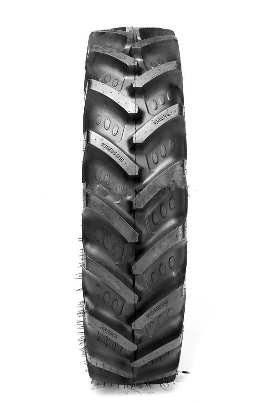 Pneumatika  520/85  R 42 