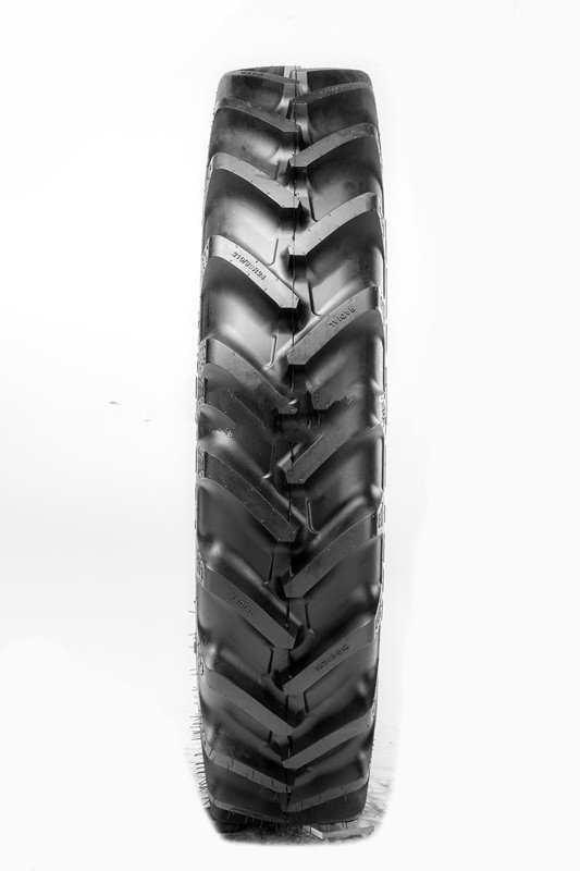Pneumatika 270/95 R 54