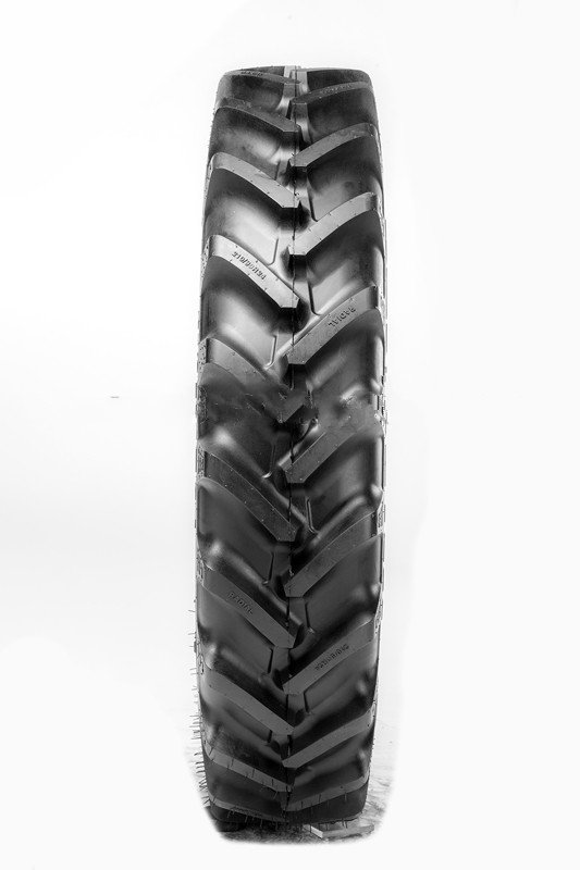 Pneumatika  210/95  R 32 